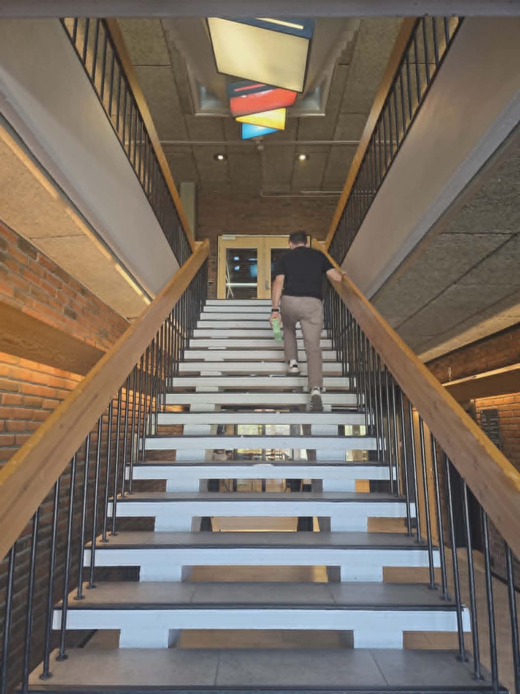Trappen opp til klinikken i Samfunnshuset Vest
